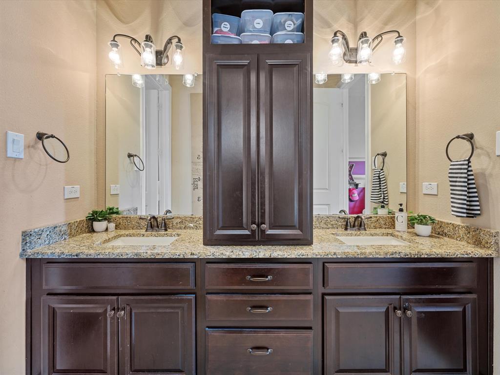 17611 Bear River Lane, Humble, Texas image 26