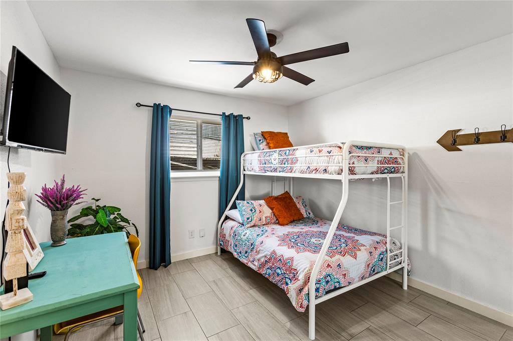 Galveston, Texas 77550, United States, 2 Bedrooms Bedrooms, ,1 BathroomBathrooms,Residential,Active,188874