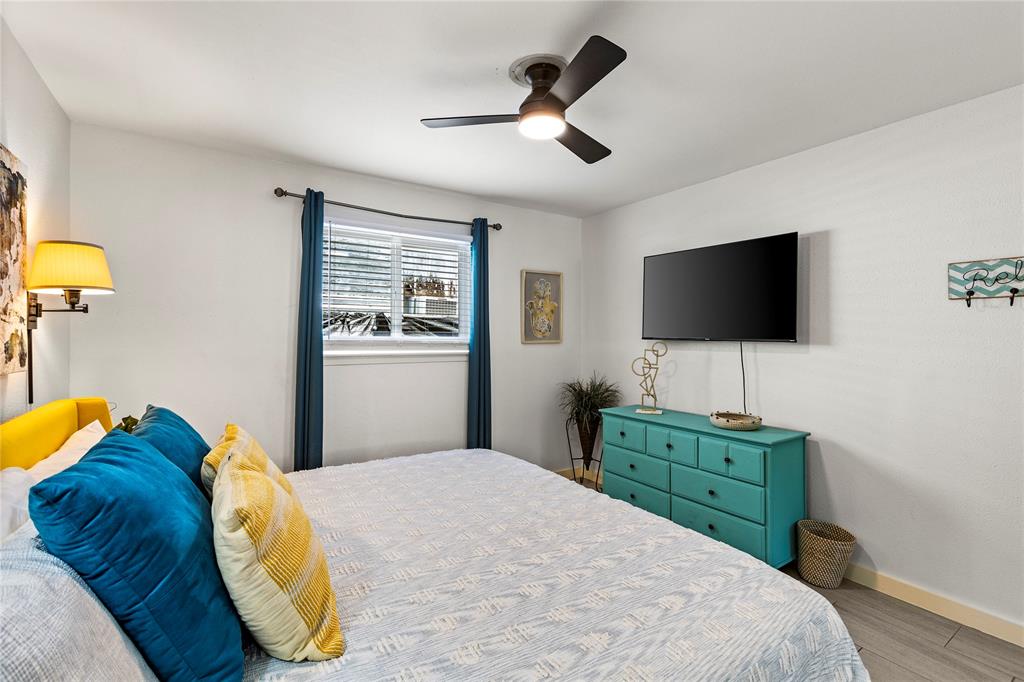 Galveston, Texas 77550, United States, 2 Bedrooms Bedrooms, ,1 BathroomBathrooms,Residential,Active,188874