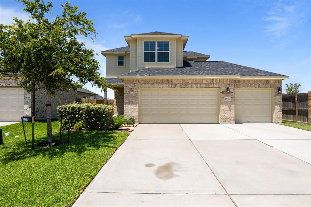 10902 Webber Lane, Texas City, Texas image 1