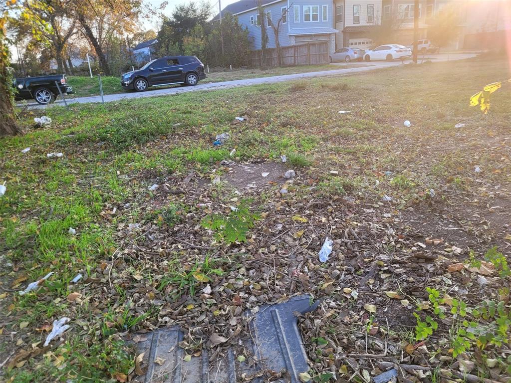 327 E 40th Street, Houston, Texas image 7