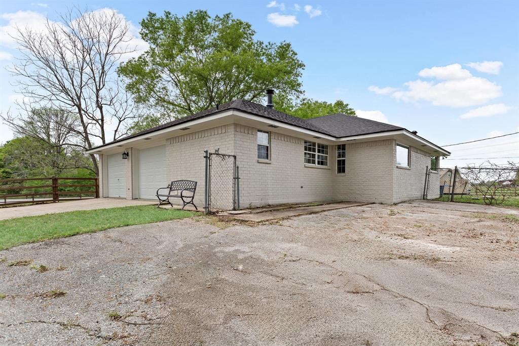 8740 Glenbrook Drive, Beaumont, Texas image 27
