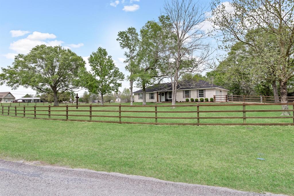 8740 Glenbrook Drive, Beaumont, Texas image 1