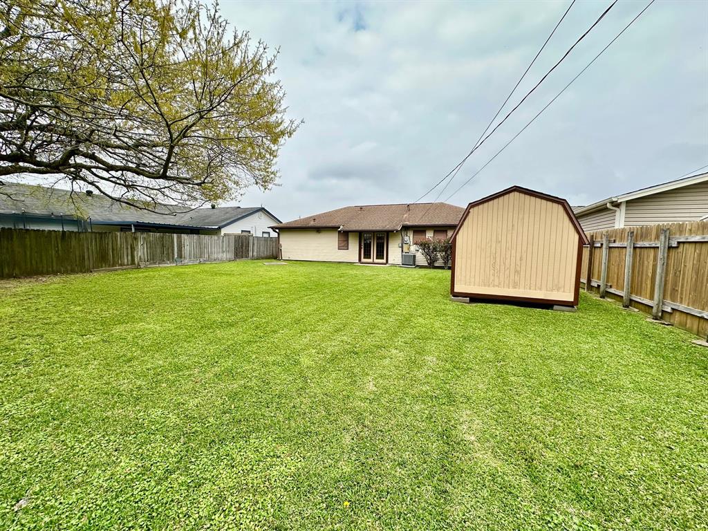 508 S 1st 1/2 Street, Nederland, Texas image 14