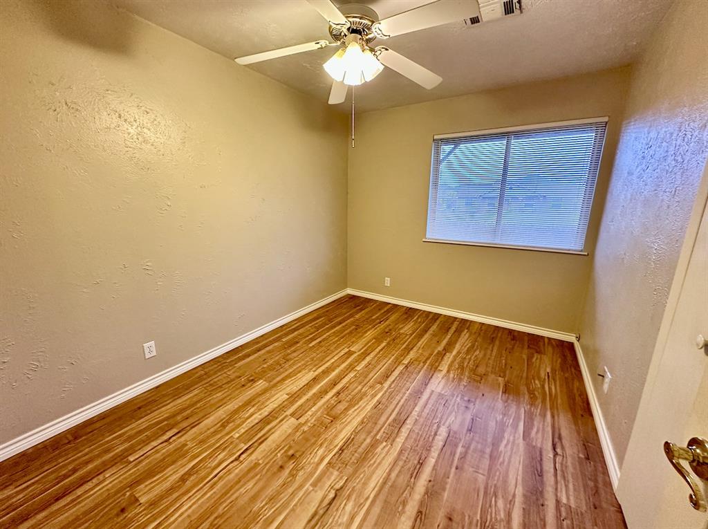 508 S 1st 1/2 Street, Nederland, Texas image 10