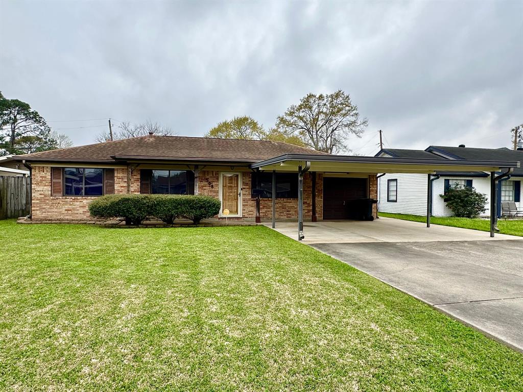 508 S 1st 1/2 Street, Nederland, Texas image 1