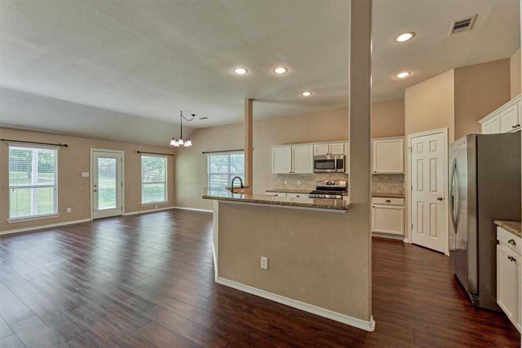 10946 Sunflower Drive, Conroe, Texas image 23