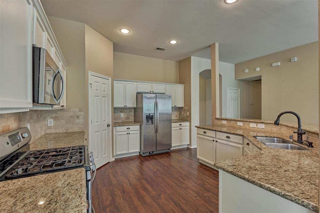 10946 Sunflower Drive, Conroe, Texas image 25