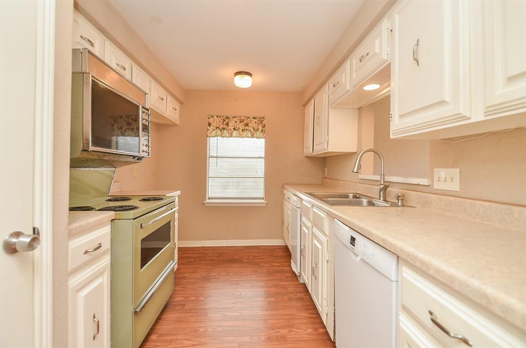 3038 Gessner Road, Houston, Texas image 14
