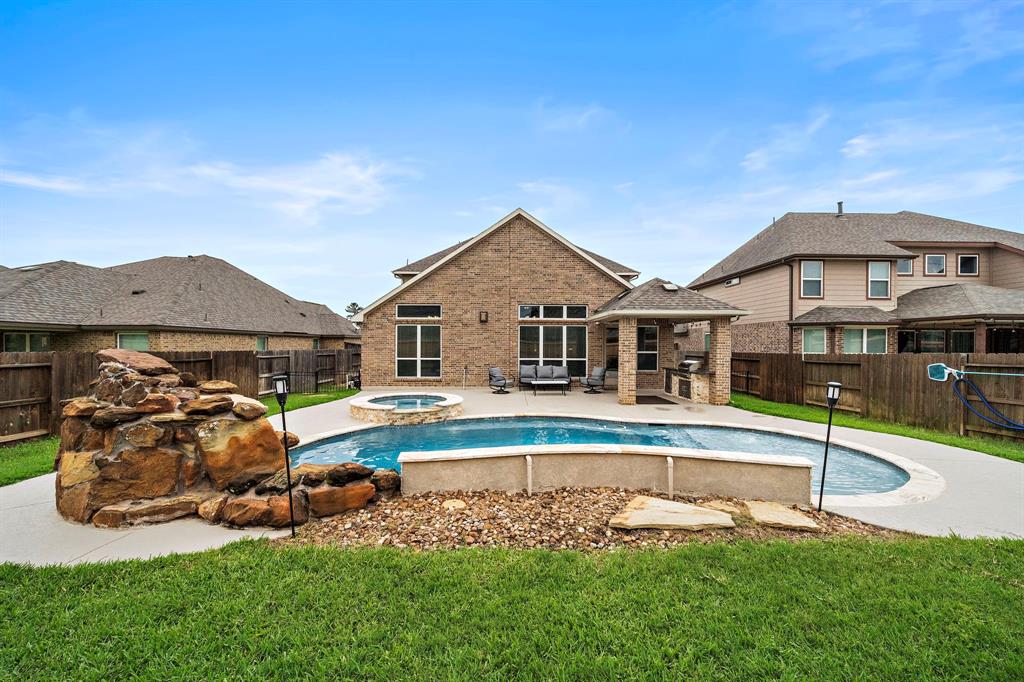 17919 Durango Point Court Ct, Tomball, Texas image 1