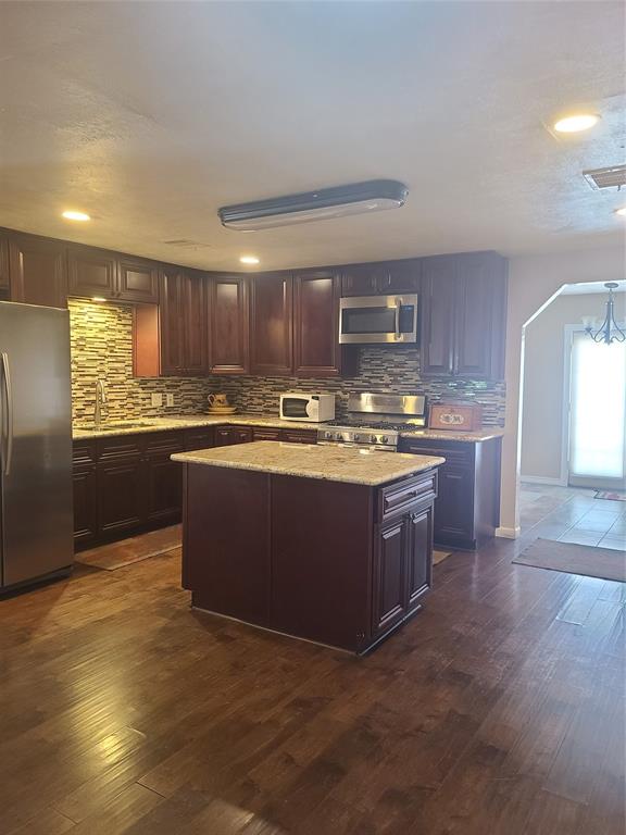 7536 Charlie Street, Houston, Texas image 1