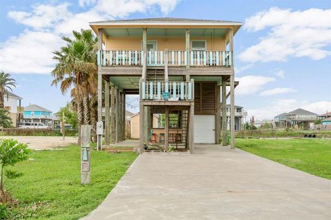 A home in Crystal Beach