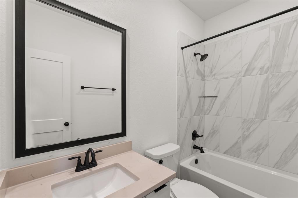15150 Dry Creek Junction Place, Cypress, Texas image 17