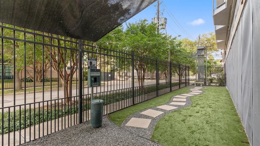 3311 Yupon Street #504, Houston, Texas image 12