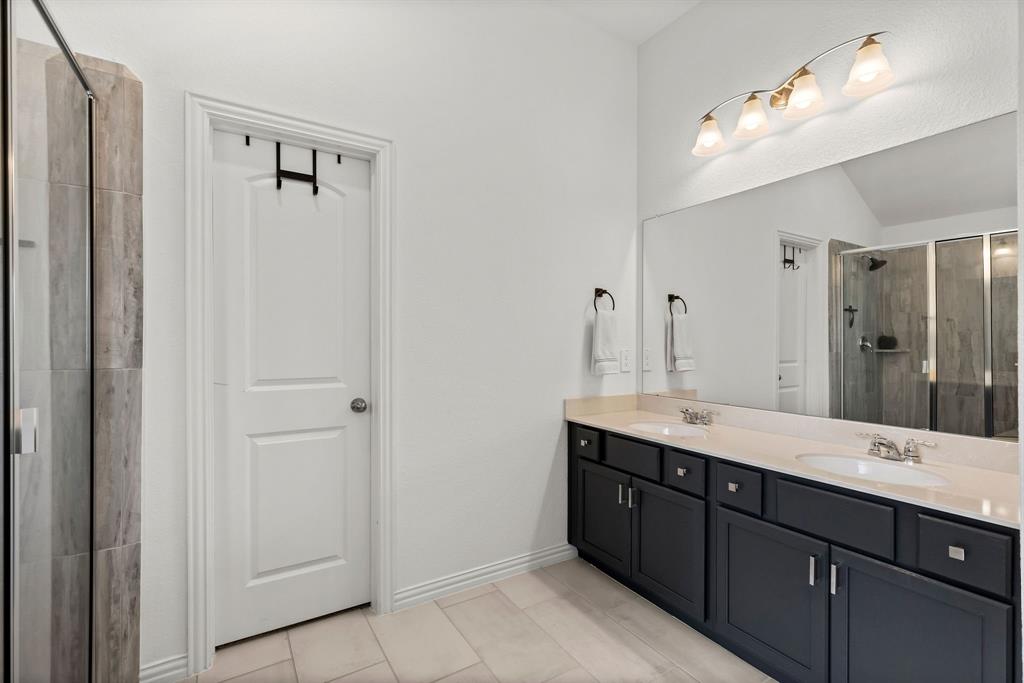 240 Scarlet Maple Way, Conroe, Texas image 26