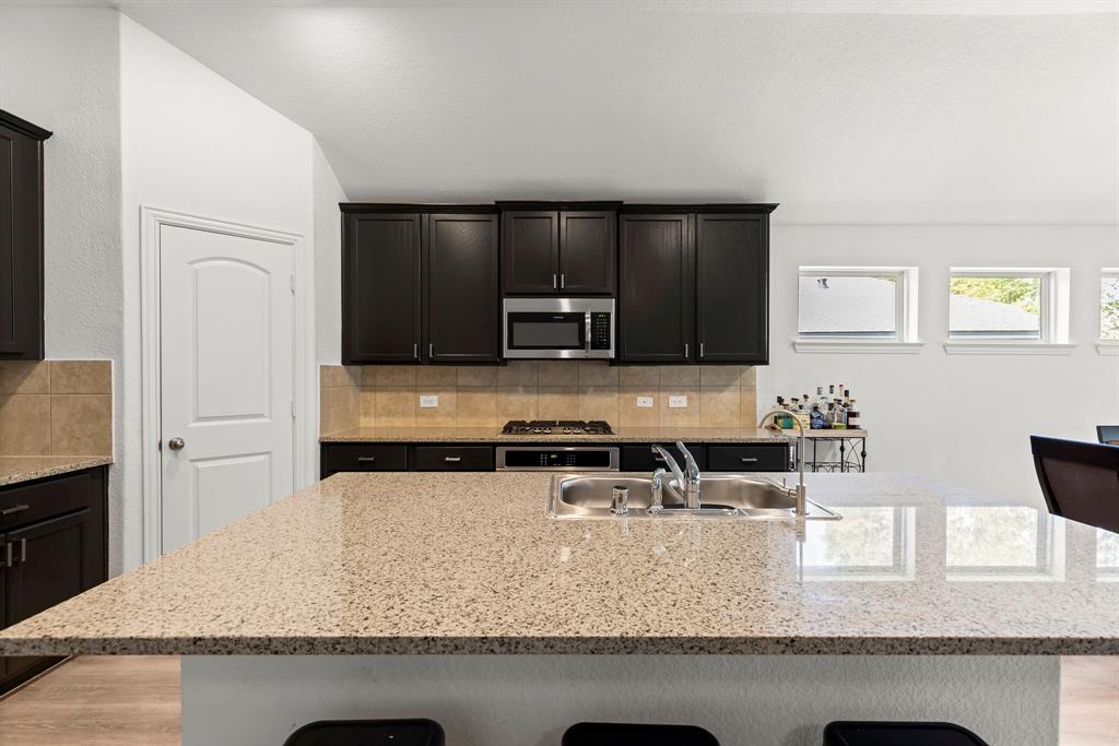 240 Scarlet Maple Way, Conroe, Texas image 21