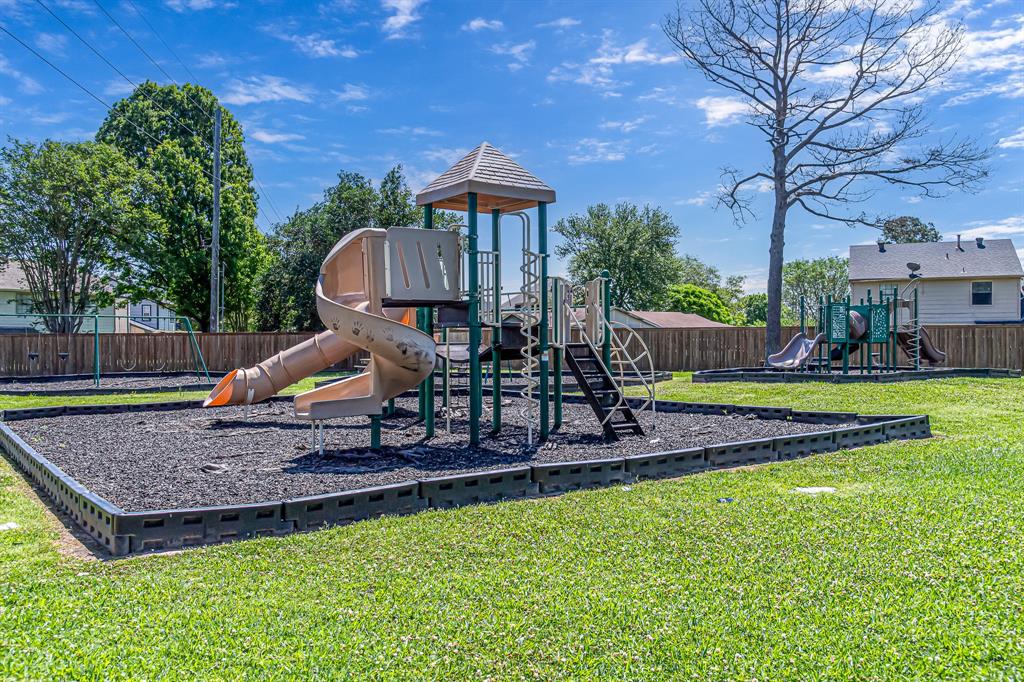 17639 Glenwolf Drive, Houston, Texas image 31