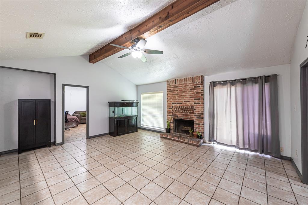 17639 Glenwolf Drive, Houston, Texas image 5