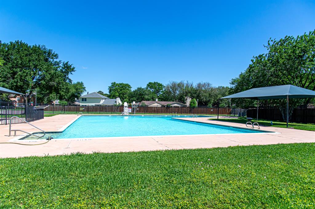 17639 Glenwolf Drive, Houston, Texas image 28
