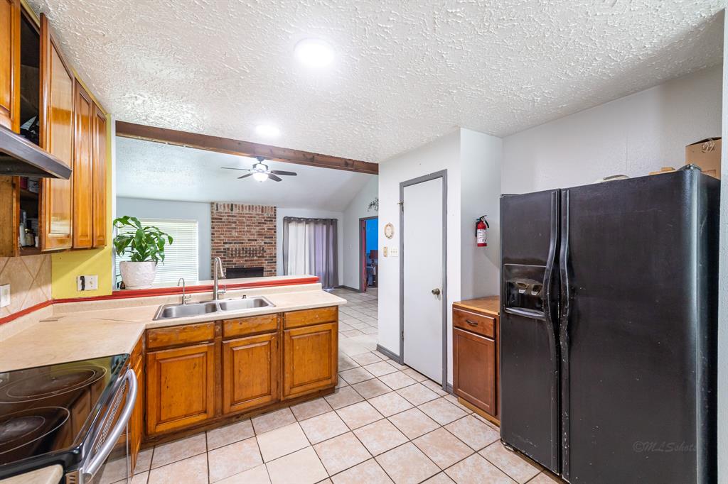 17639 Glenwolf Drive, Houston, Texas image 12