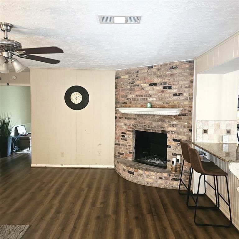 5914 Warm Springs Road, Houston, Texas image 8