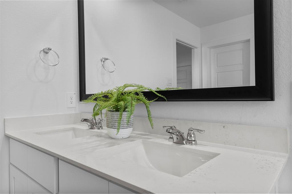 8559 Sandy Coral, Iowa Colony, Texas image 30