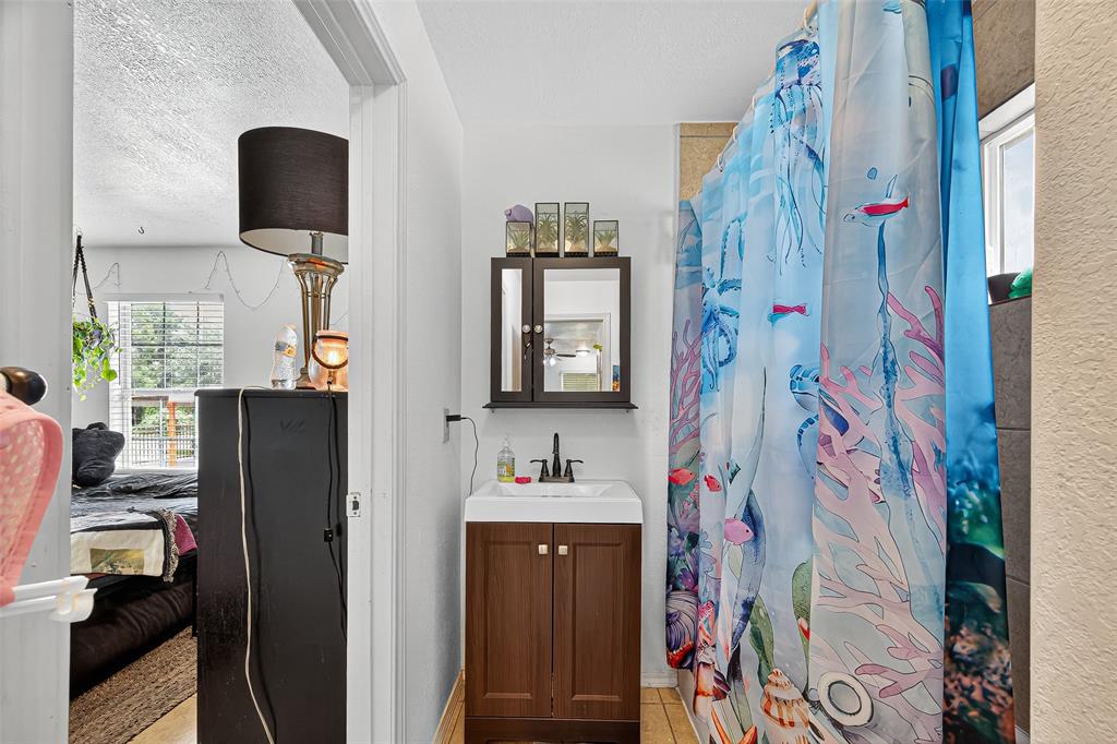 Houston, Texas 77093, United States, 3 Bedrooms Bedrooms, ,2 BathroomsBathrooms,Residential,Active,189741