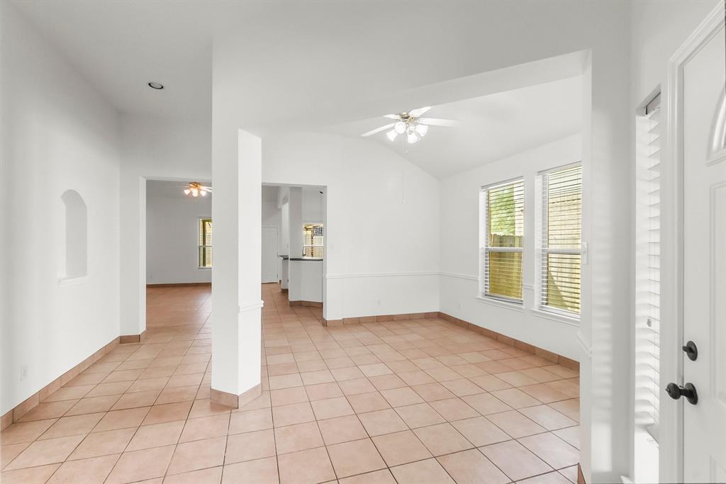 19311 Twin Buttes Drive, Tomball, Texas image 10