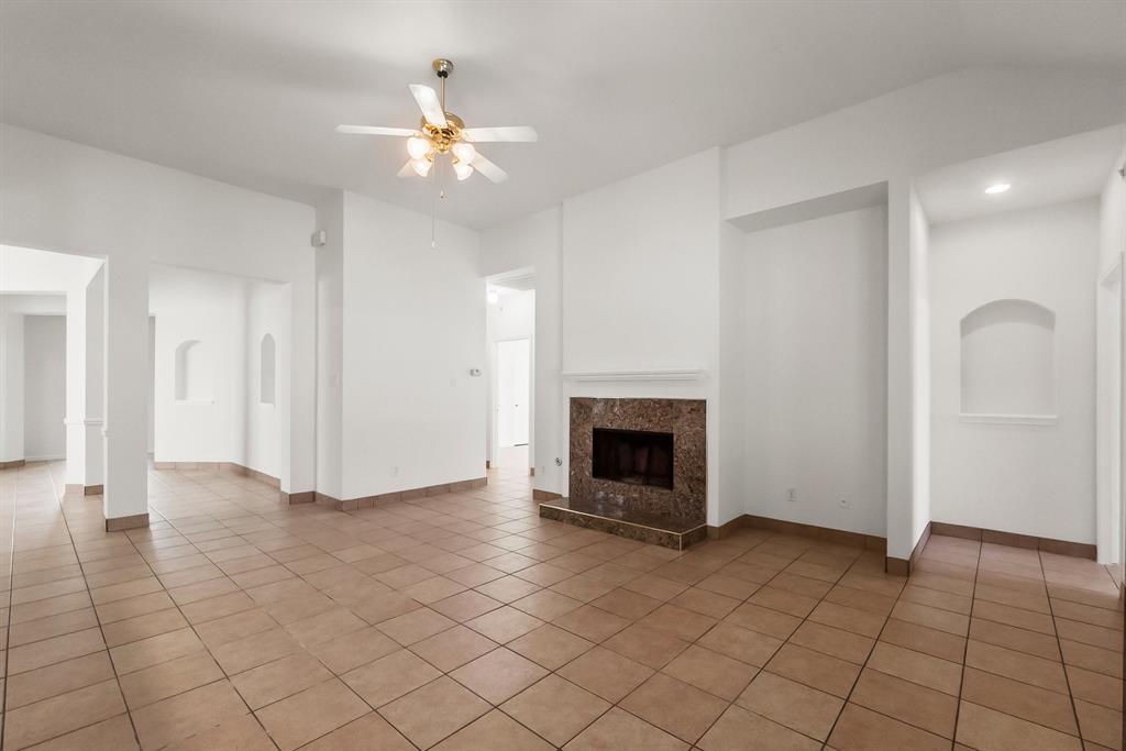 19311 Twin Buttes Drive, Tomball, Texas image 14