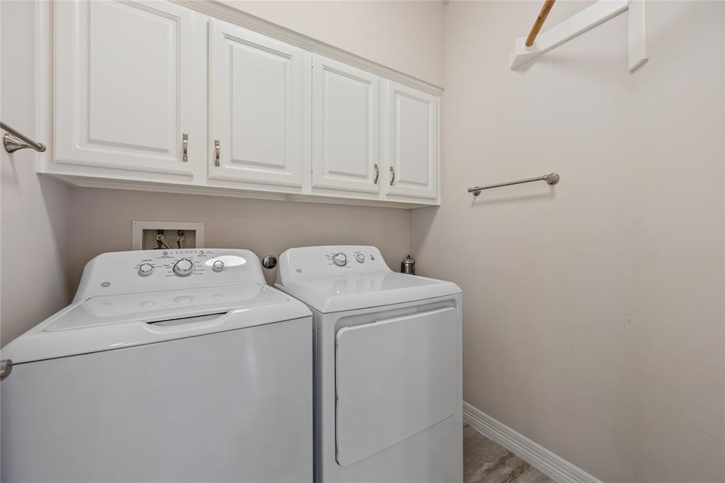 2723 N Strathford Lane, Kingwood, Texas image 28
