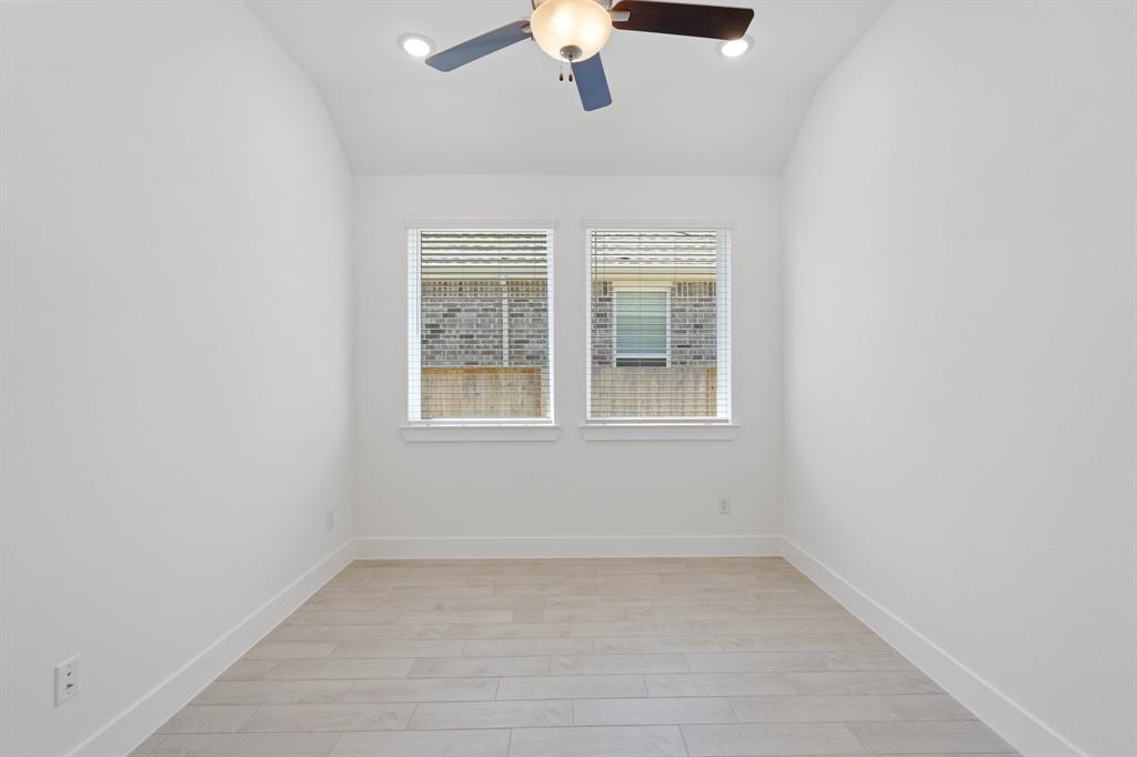 4630 Mountain Laurel Drive, Manvel, Texas image 7