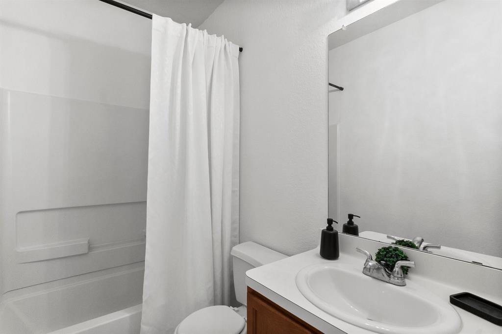 15026 Silhouette Ridge Drive, Humble, Texas image 16