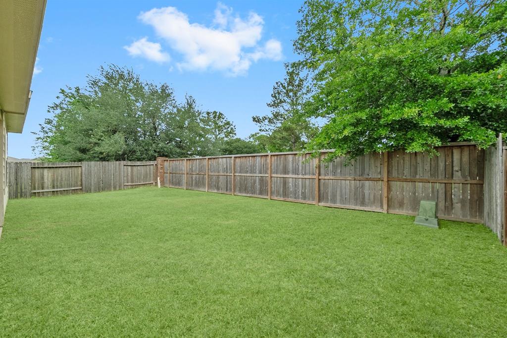 15026 Silhouette Ridge Drive, Humble, Texas image 40