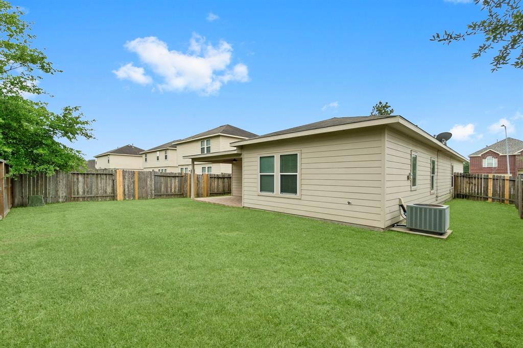 15026 Silhouette Ridge Drive, Humble, Texas image 42