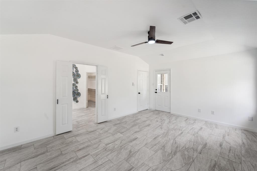 22902 Still Pond Drive, Tomball, Texas image 18