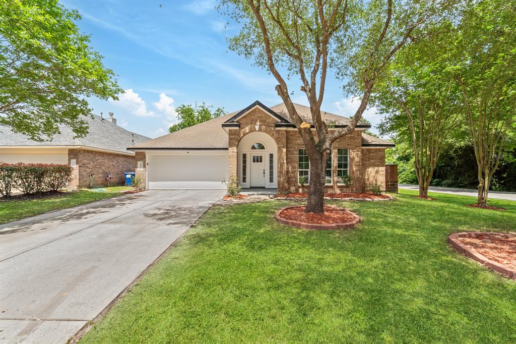 22902 Still Pond Drive, Tomball, Texas image 3