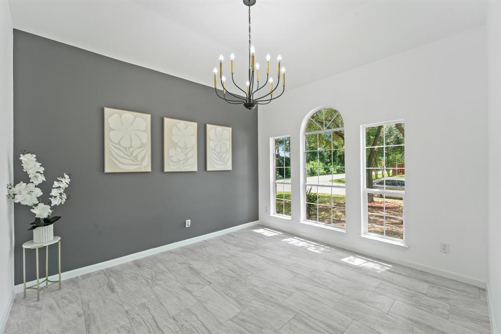 22902 Still Pond Drive, Tomball, Texas image 7