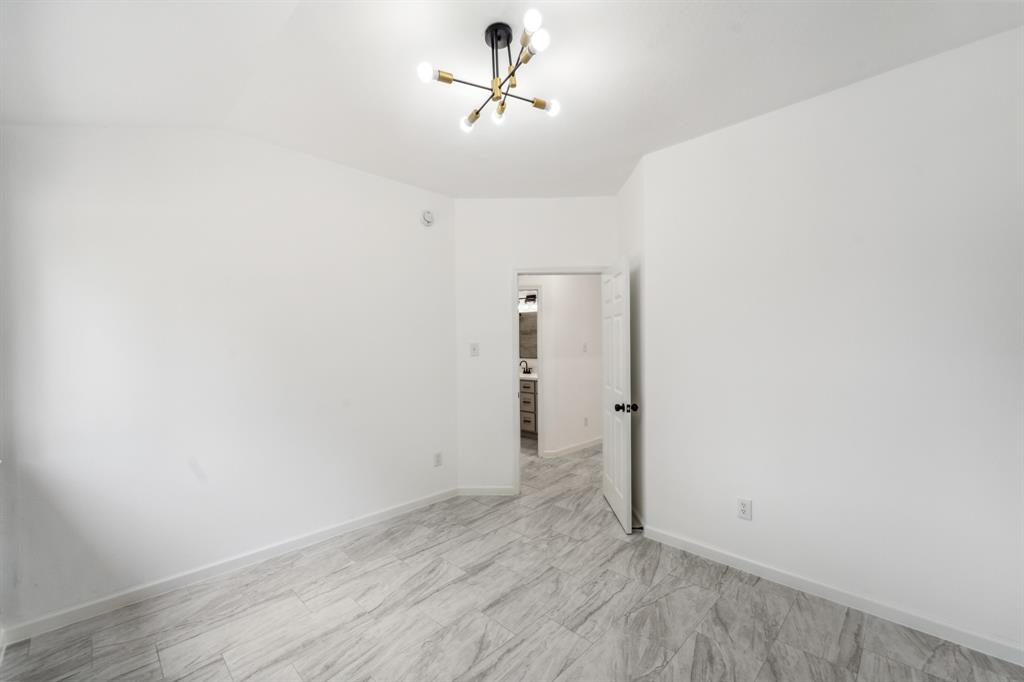 22902 Still Pond Drive, Tomball, Texas image 27