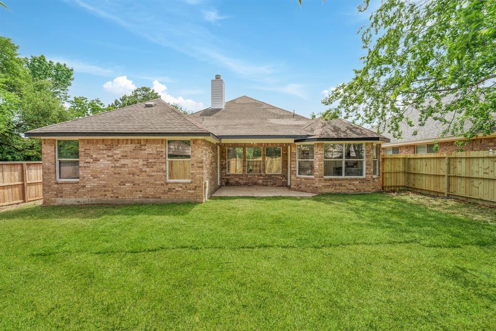 22902 Still Pond Drive, Tomball, Texas image 29