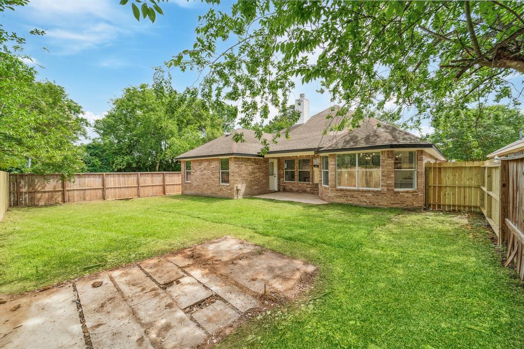 22902 Still Pond Drive, Tomball, Texas image 31