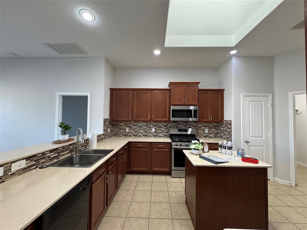 8522 Windy Path Lane, Cypress, Texas image 20