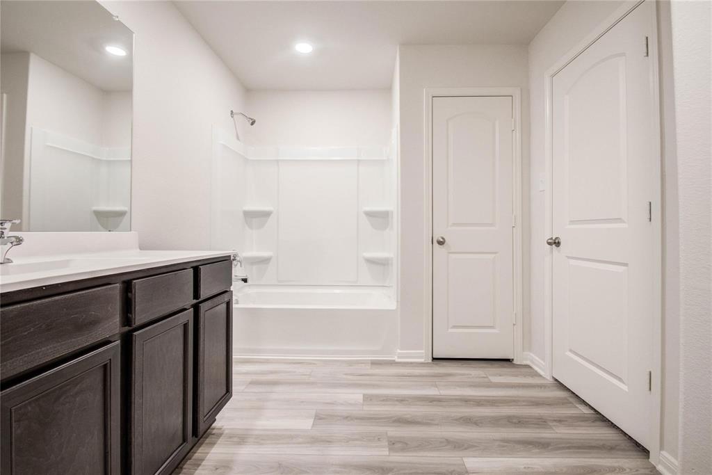 10699 Lost Maples Drive, Cleveland, Texas image 28