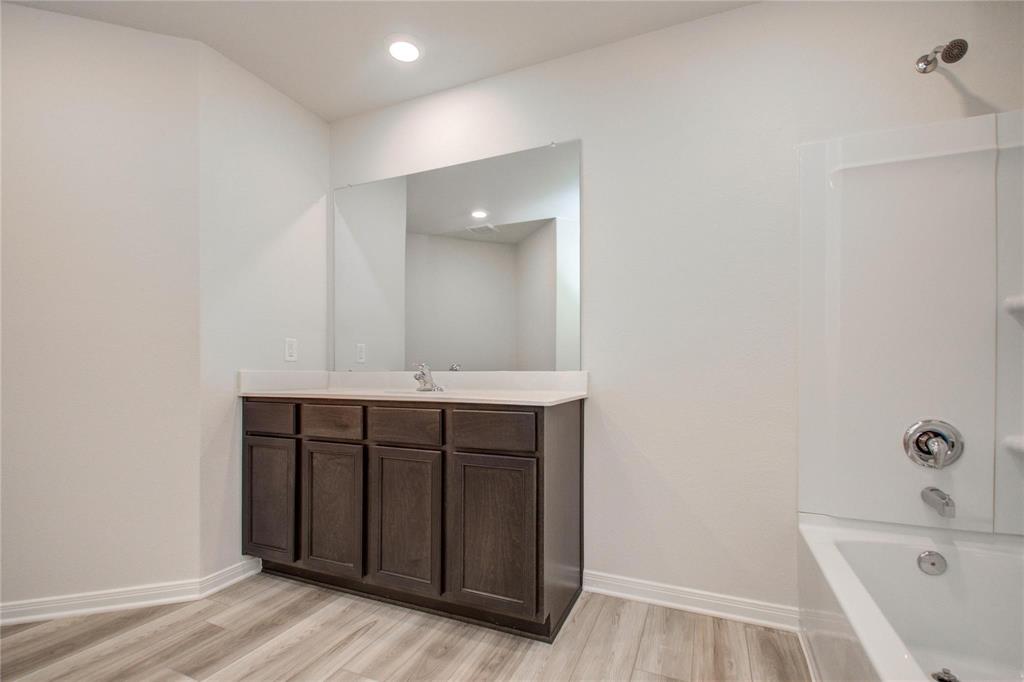10699 Lost Maples Drive, Cleveland, Texas image 26