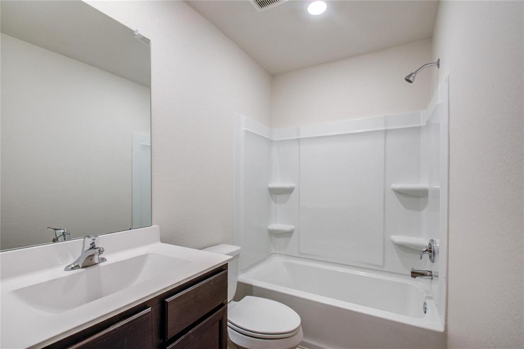 10699 Lost Maples Drive, Cleveland, Texas image 6