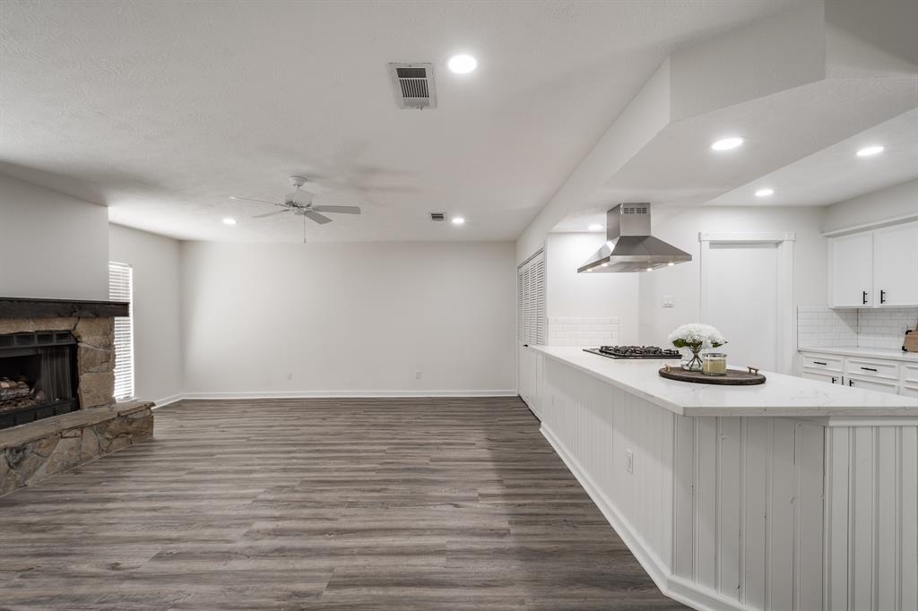 2022 Running Bear Trail, Crosby, Texas image 10