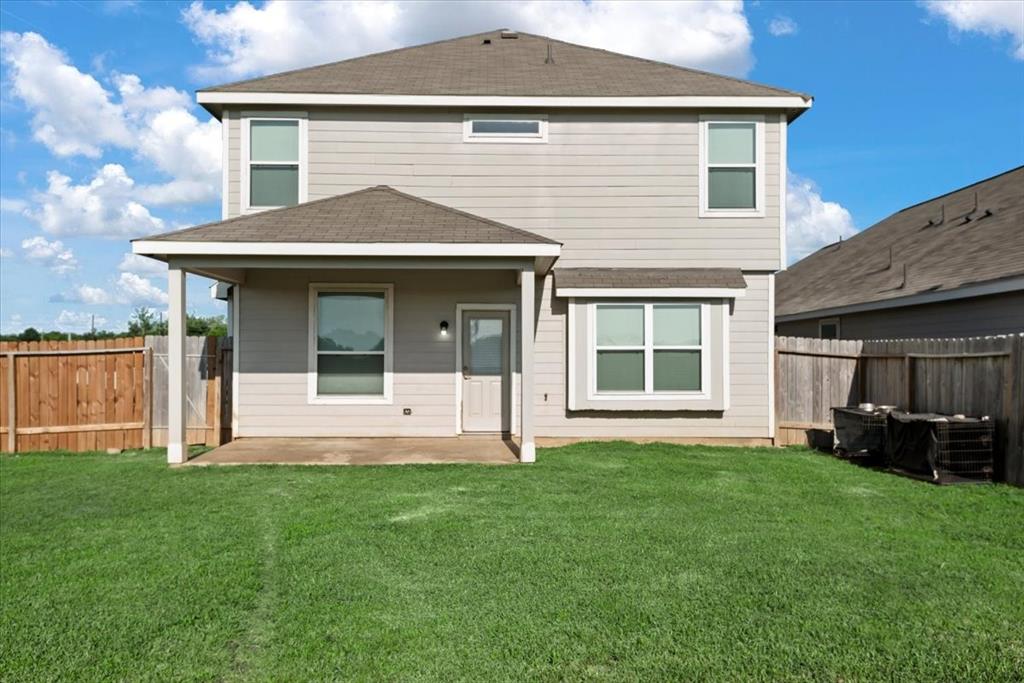 5639 Brooklyn Rose Drive, Rosharon, Texas image 5
