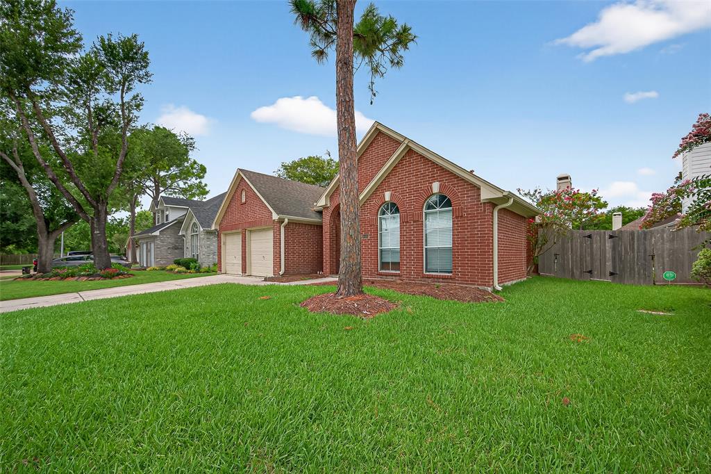 14015 Loch Creek Ct Court