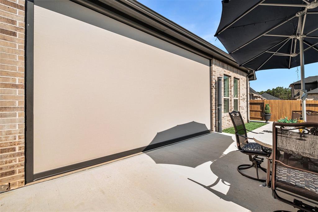 1059 Lakemont Bend Lane, Pinehurst, Texas image 30