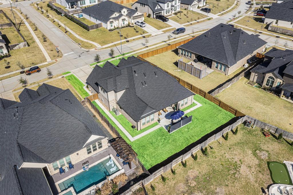 1059 Lakemont Bend Lane, Pinehurst, Texas image 42