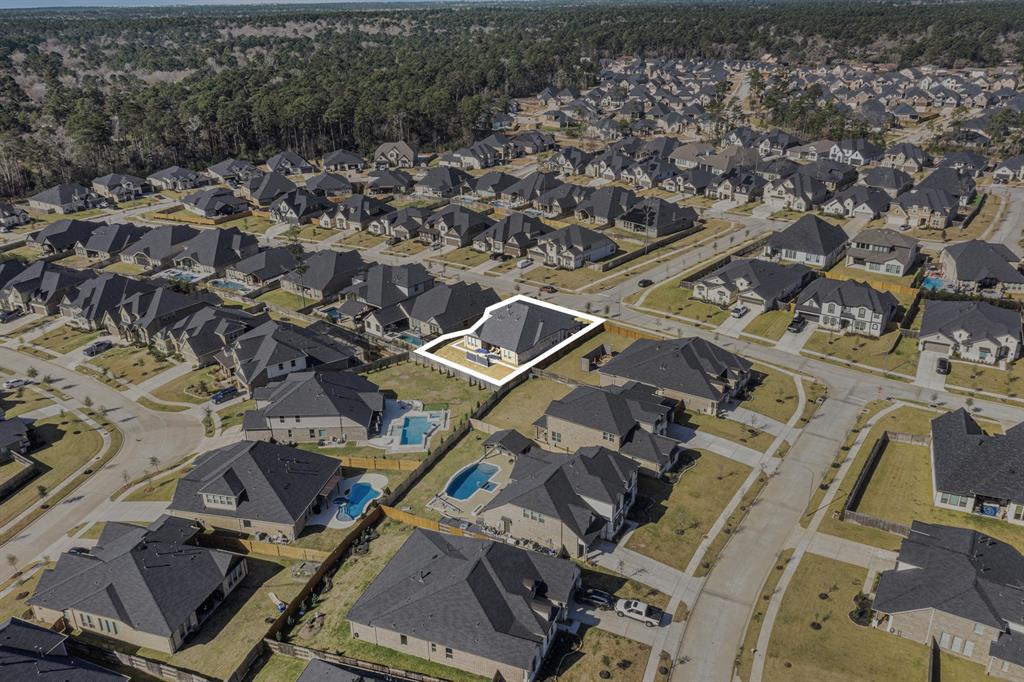 1059 Lakemont Bend Lane, Pinehurst, Texas image 44